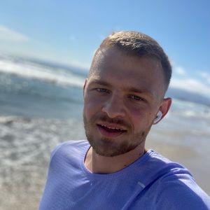 Meet your Posher, Anton